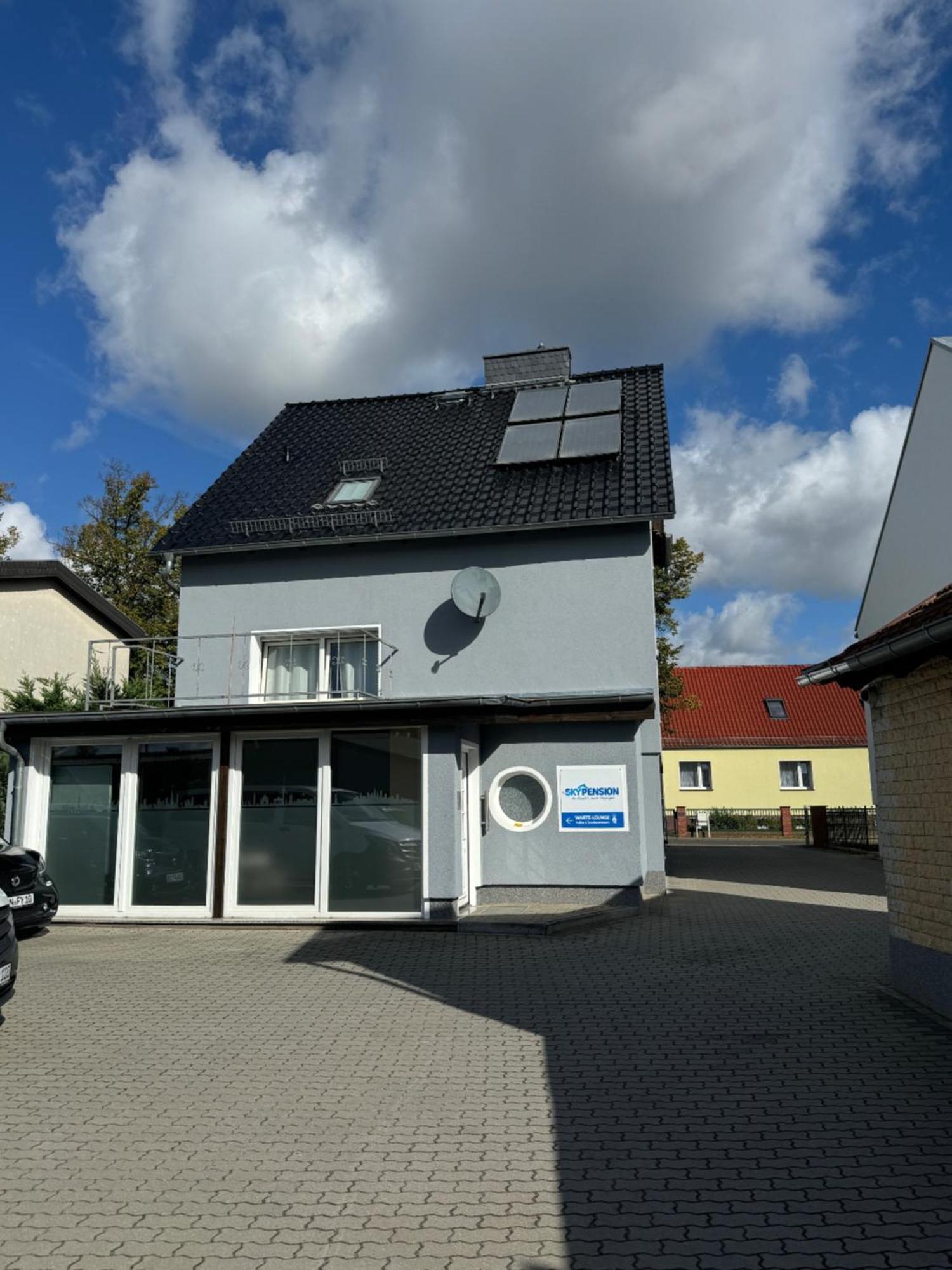 Skypension Schönefeld Dış mekan fotoğraf